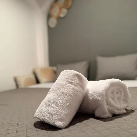 Appartamento Rhodes By The Sea