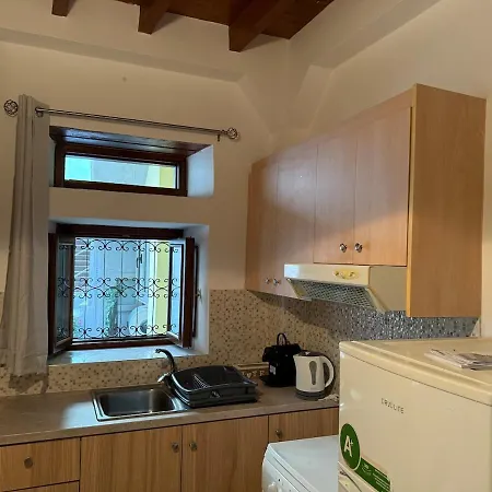 Rhodes By The Sea Apartment *